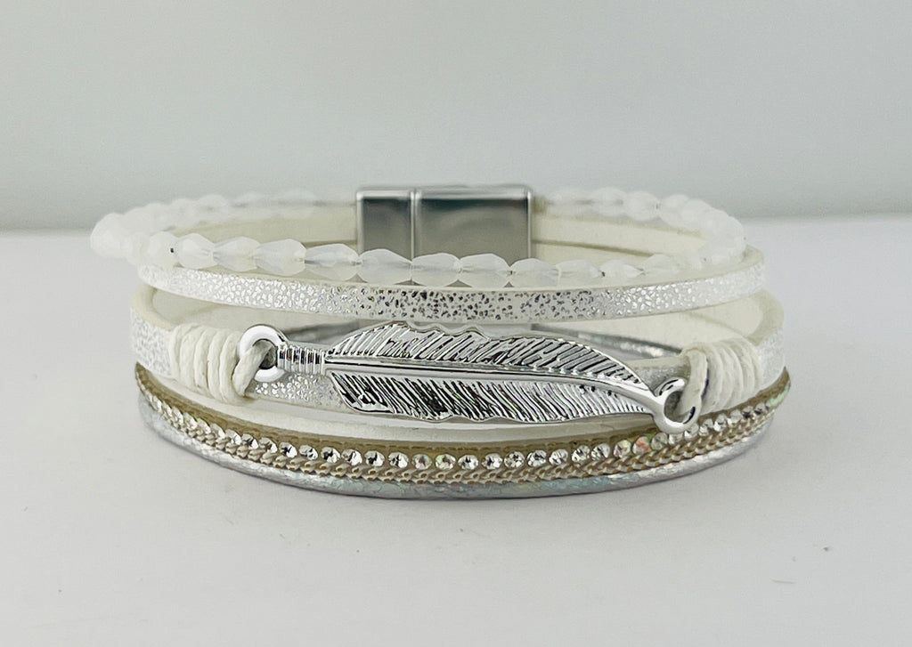 “leaf” Leather magnetic bracelet