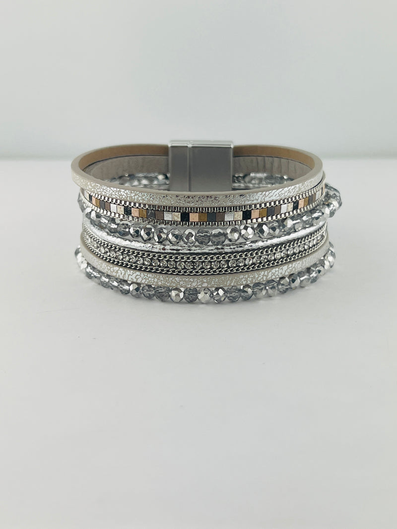 Leather magnetic bracelet