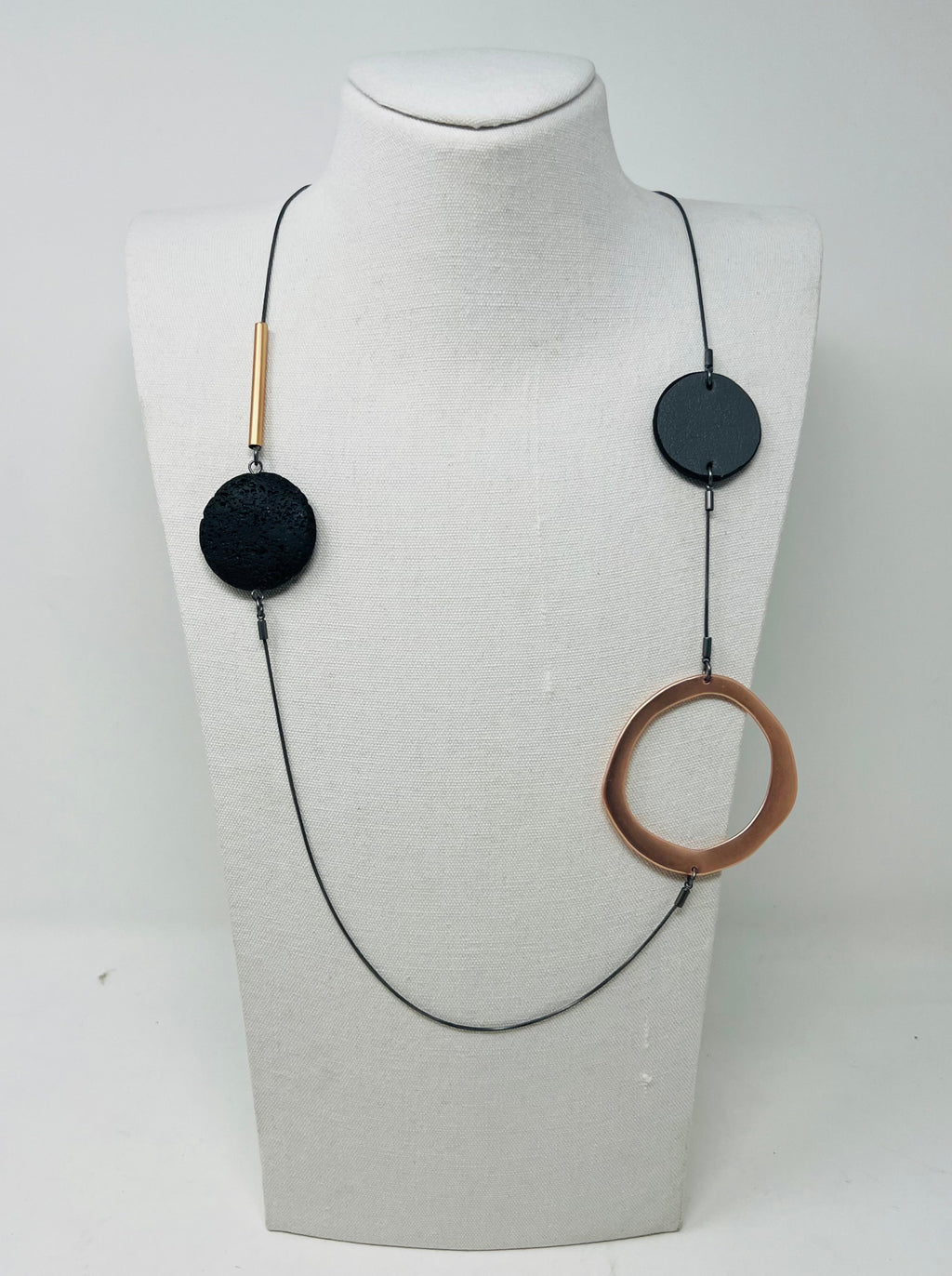 Lone Chain necklace