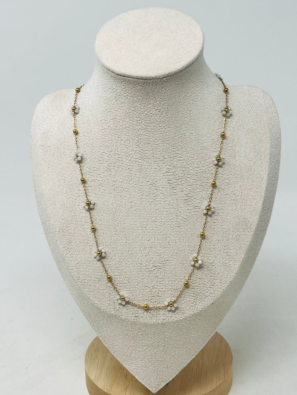 Stainless Steel Gold Chain Necklace with Flower Beads(moon stone)