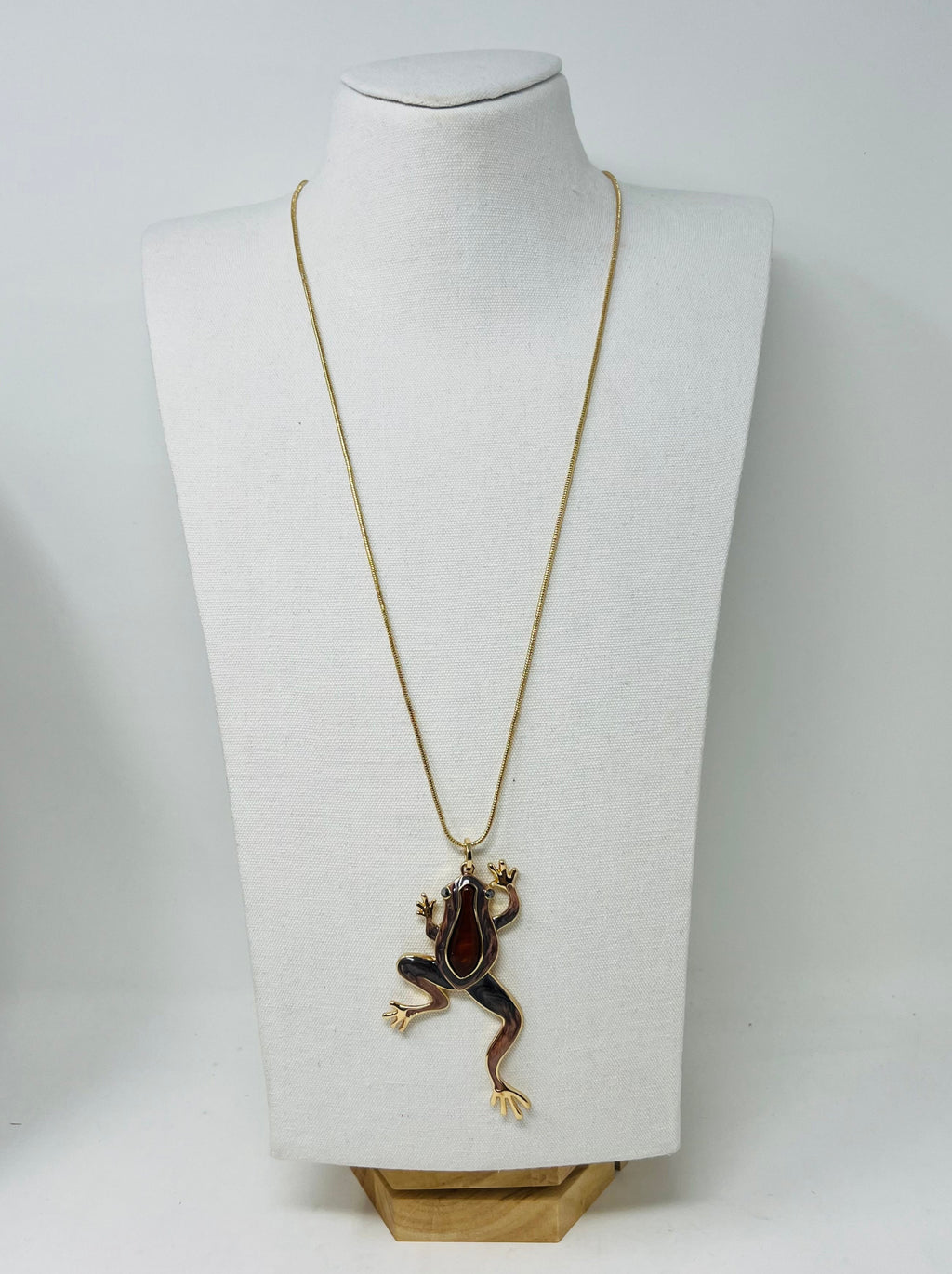 "Flog" Long Chain necklace
