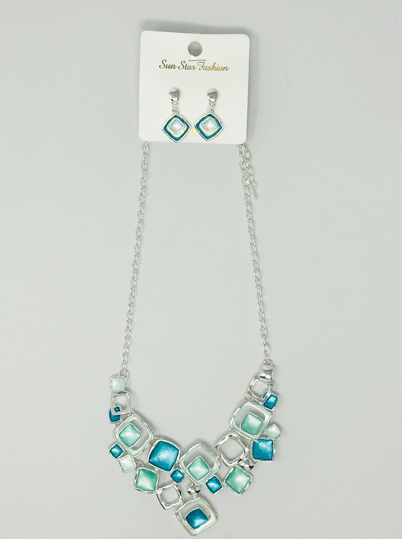 Earring and necklace set