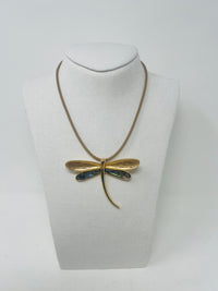 Dragonfly short chain necklace
