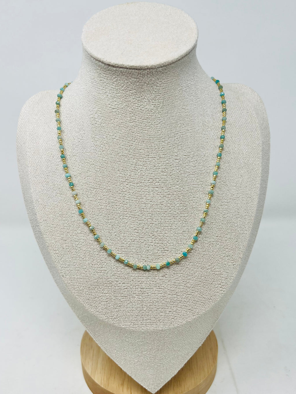 Elegant semi-precious stone necklace with Miyuki beads(turquoise and aqua blue mixed)