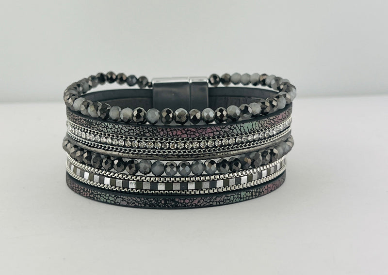 Leather magnetic bracelet