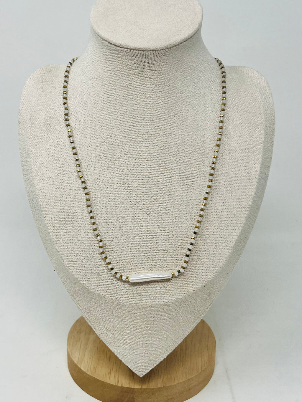 Semi-Precious Stone Necklace with Miyuki Beads & Baroque Pearl Accent(white)