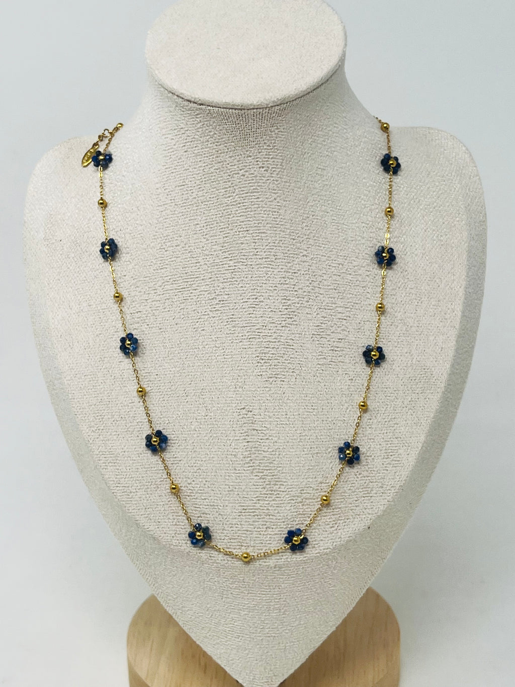 Stainless Steel Gold Chain Necklace with Flower Beads(Lapis lazuli)