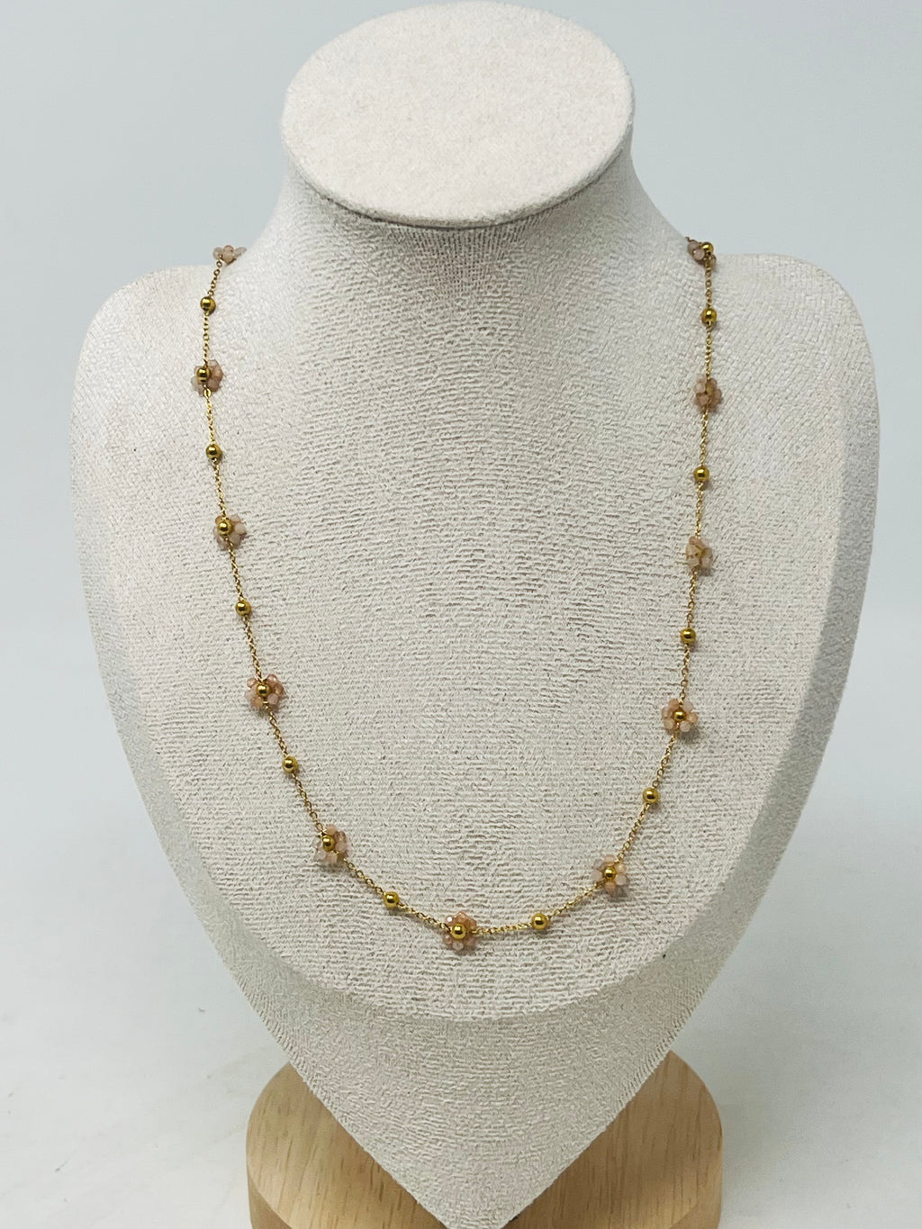 Stainless Steel Gold Chain Necklace with Flower Beads(Sun stone)