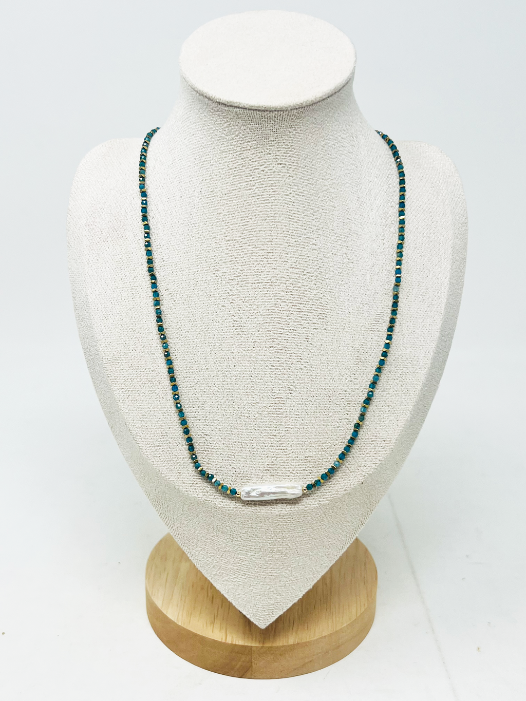 Colorful Semi-Precious Bead Necklace with Pearl Bar Pendant(aqua)