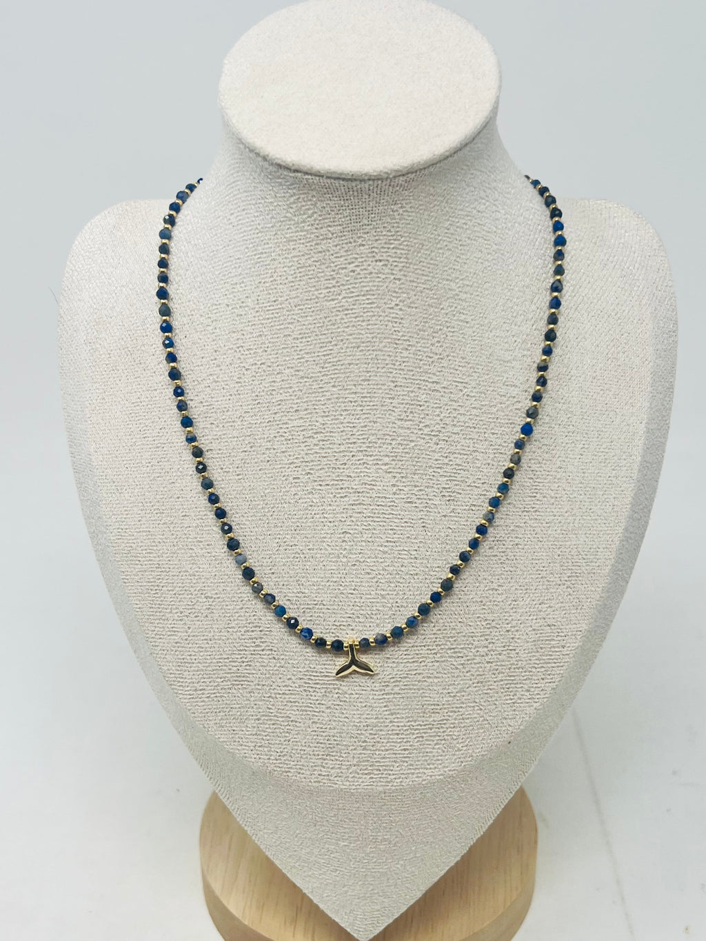 Semi-precious stone Beaded Necklace with Whale Tail Pendant(Lapis Lazuli)