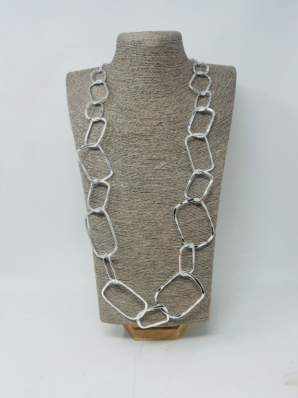 long chain necklace