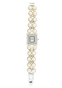 SQUARE FACE WITH CRYSTAL AROUND, 2 ROWS OF PEARLS BRACELET WATCH