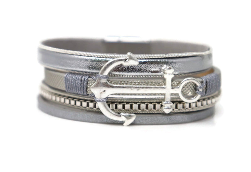 Leather Fashion Anchor Charm Bracelets with Magnetic Clasp.