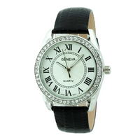 CLASSIC ROUND FACE WATCH WITH ROMAN NUMERALS.GENUINE LEATHER BAND