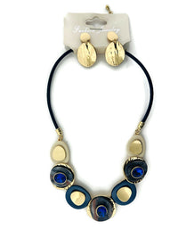 Earring/necklace sets