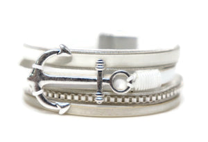 Leather Fashion Anchor Charm Bracelets with Magnetic Clasp.