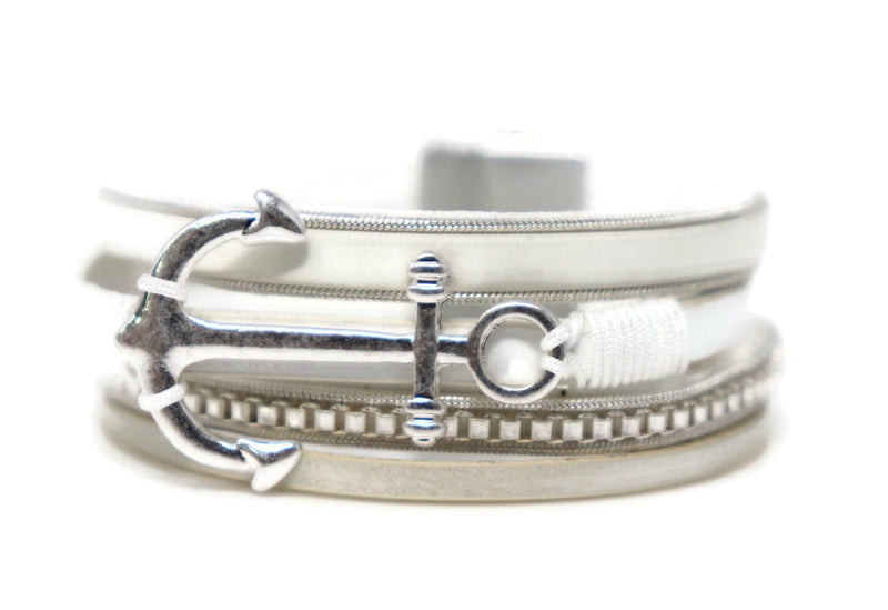 Leather Fashion Anchor Charm Bracelets with Magnetic Clasp.
