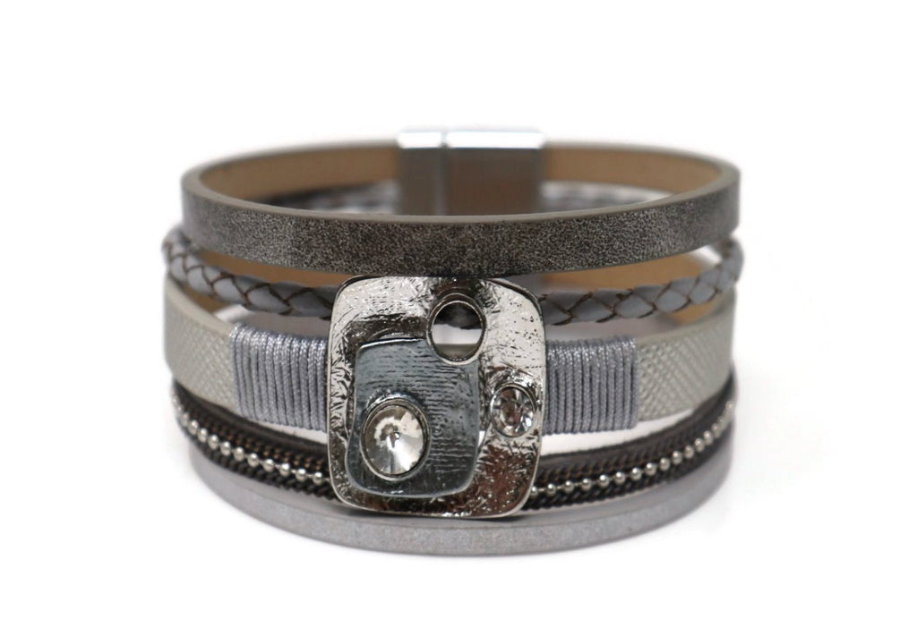 Crystal Leather Fashion Necklace Magnetic Clasp