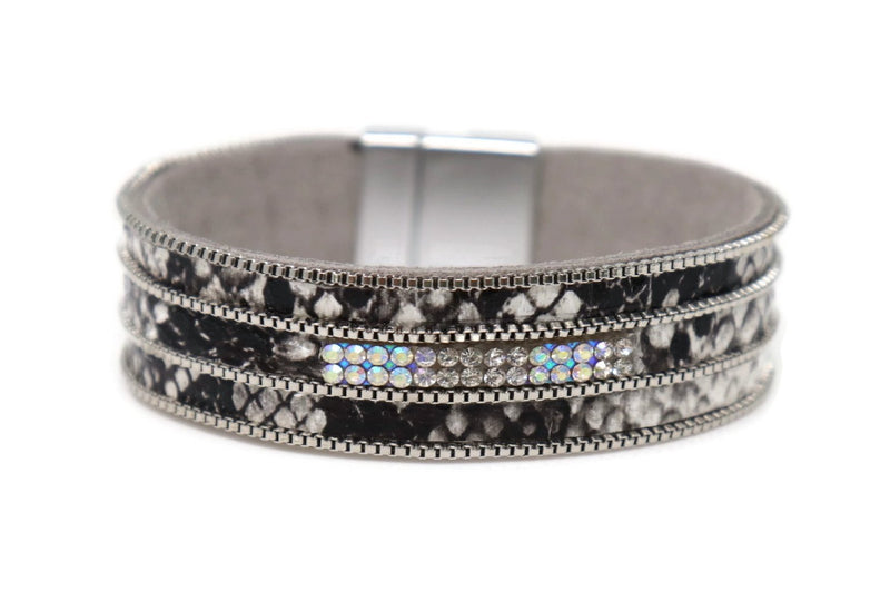 Crystal Leather Fashion Necklace Magnetic Clasp