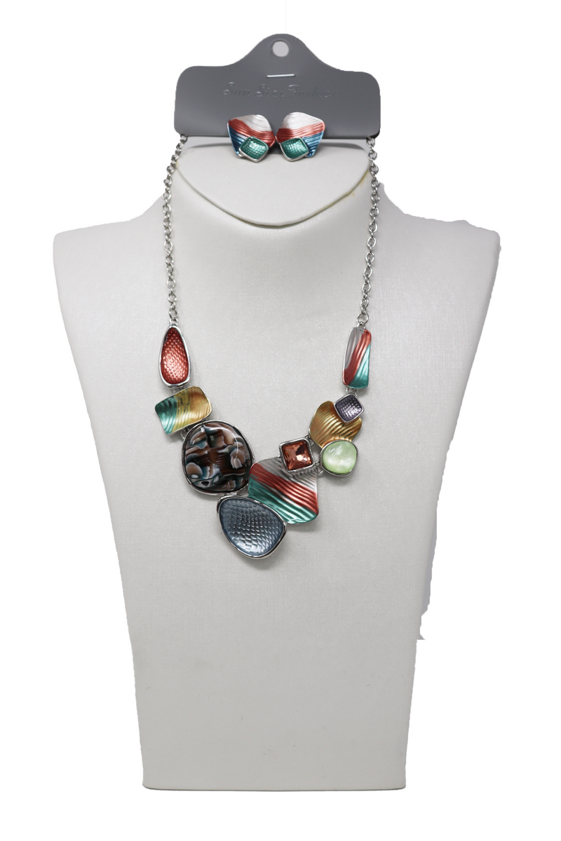 Necklaces and earring set fashion style