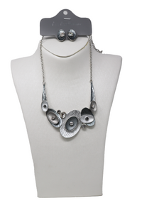 Necklaces and earring set fashion style