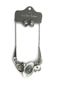 Necklaces and earring set fashion style