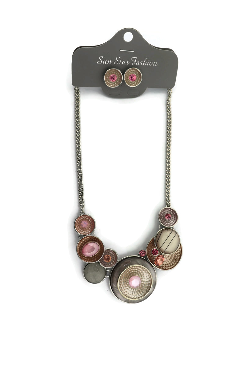 Necklaces and earring set fashion style.