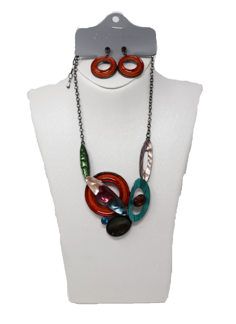 Necklaces and earring set fashion style