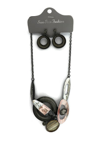 Necklaces and earring set fashion style