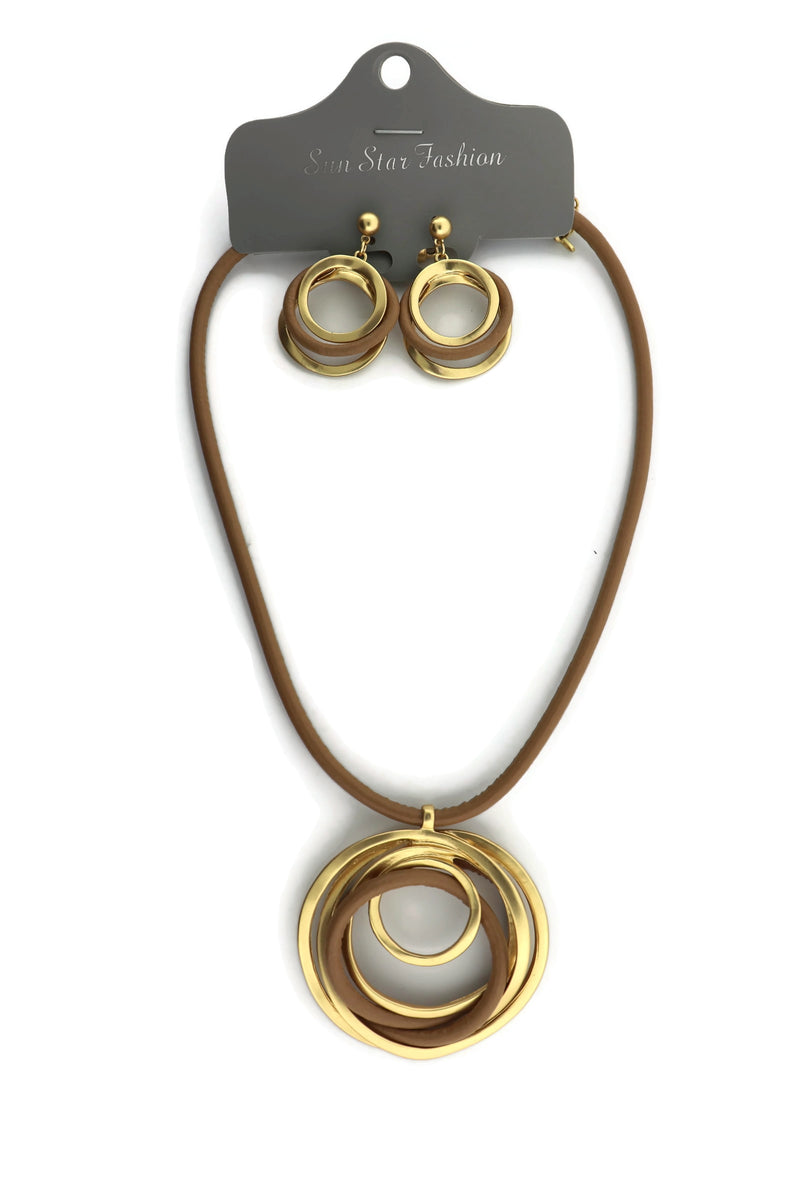 Leather short necklaces with round pendant earring set