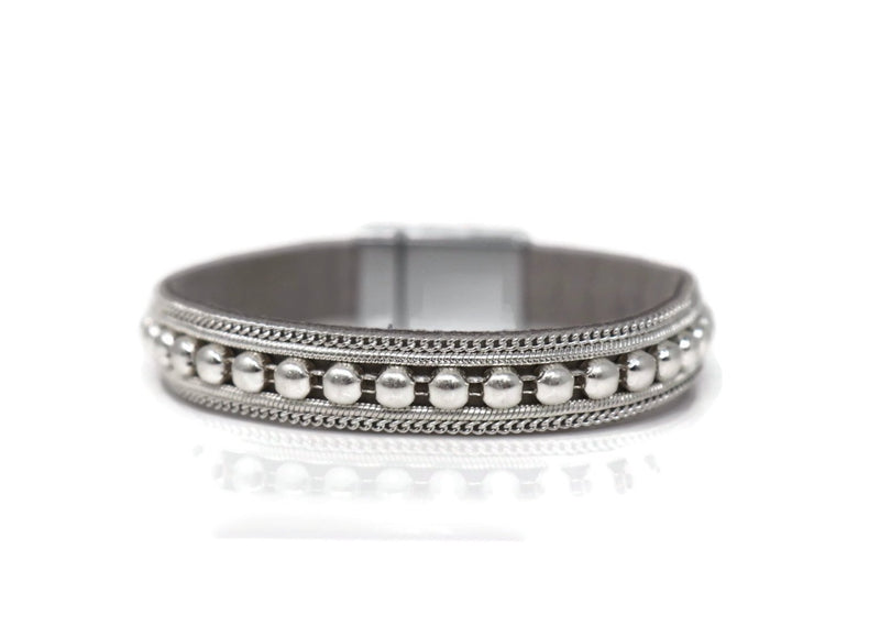 Fashion a Row of Beads Narrow Bracelets with Magnetic Clasp