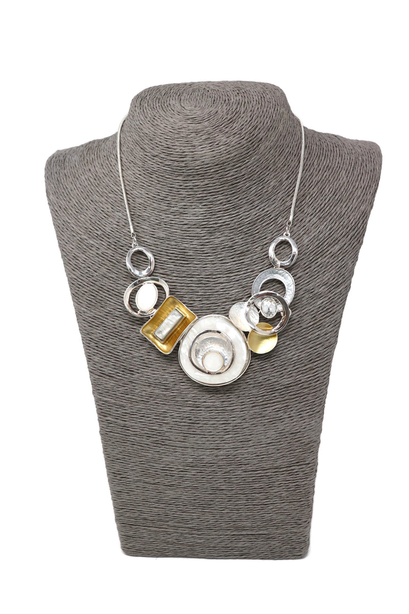 Crystal Circle Design Short Chain Necklace