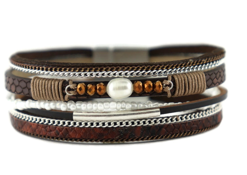 Leather magnetic bracelet