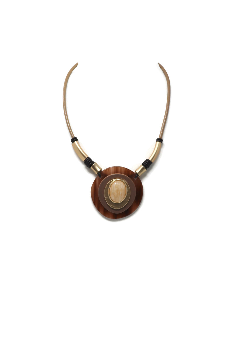 Leather rope with round pendant necklace