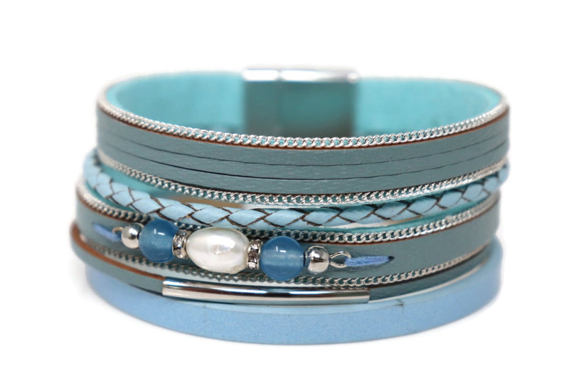 Crystal beads pearl in center bracelets with Magnetic clasp.