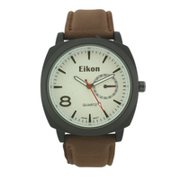 Round Face Shape With Small Eye on The Right, Men Strap Watch