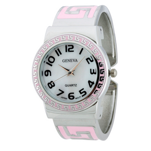 ROUND FACE CUFF WATCH WITH DIAGONAL PATTERN